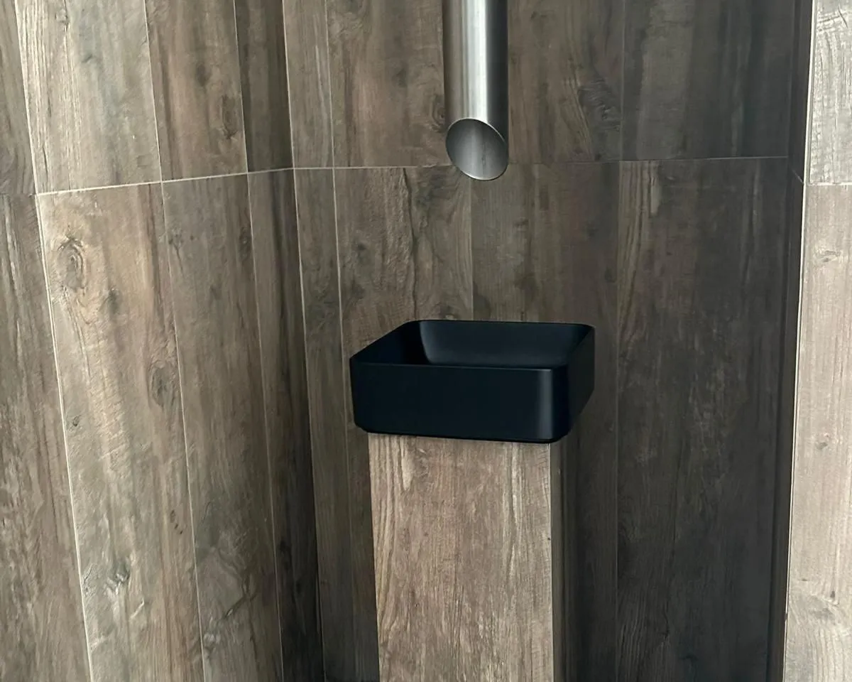 f99e999b-2d6d-47a5-b672-1b180be2c452