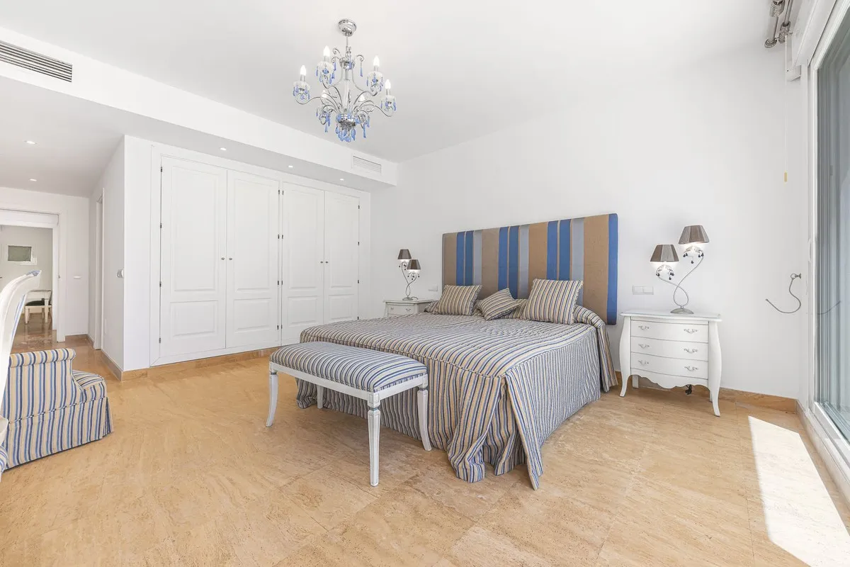 34b896d0-9160-43bd-95e3-32a49c6b9af6