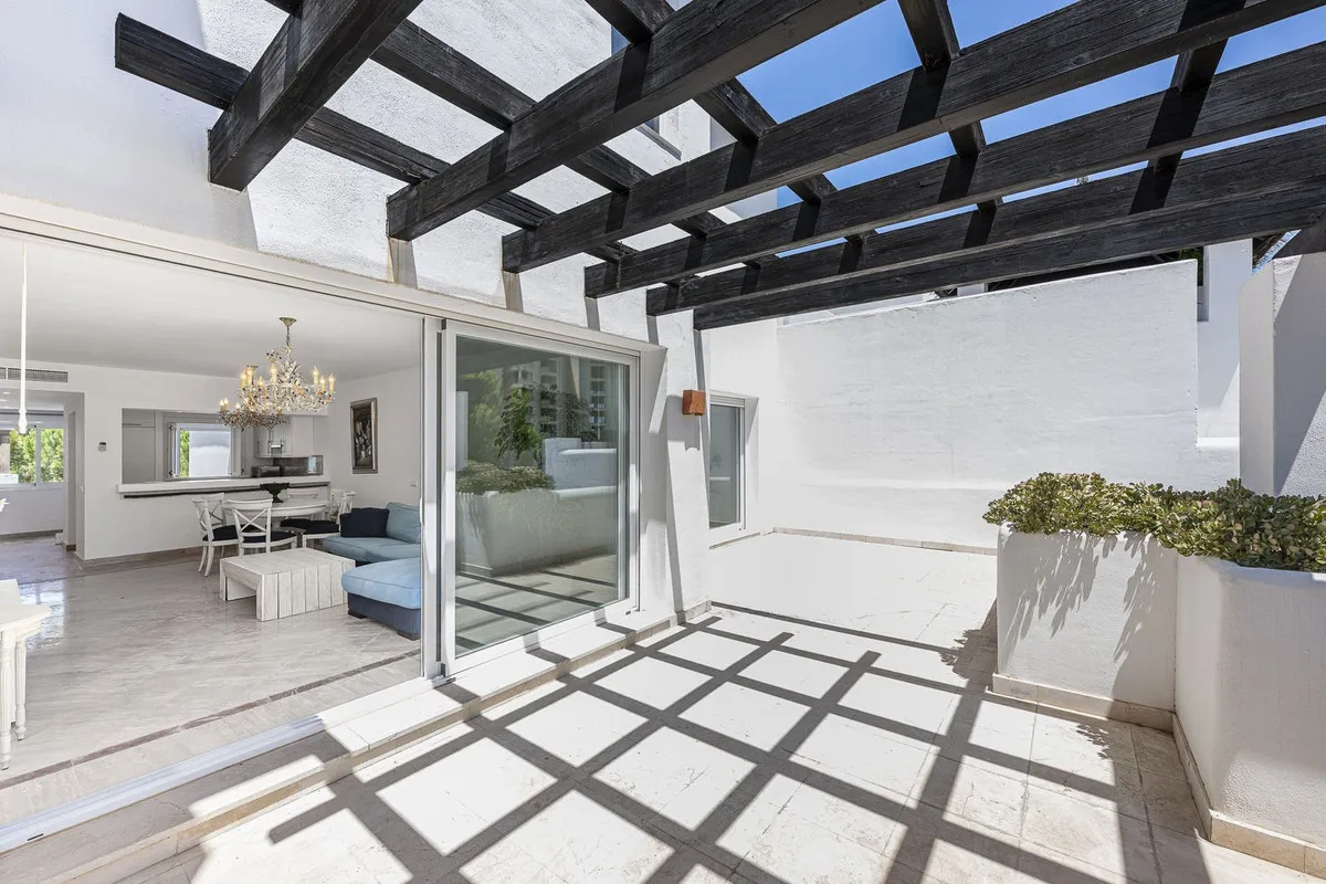 5f5a4687-5653-4639-b348-7a6fe873fc52