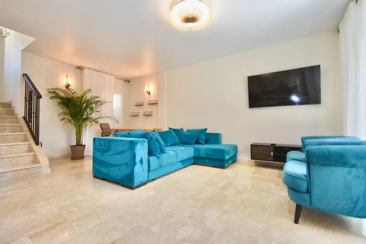 a8ae1fea-cb2e-449b-b820-32bbccbfd6f8