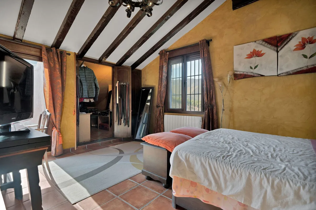 0d6cd18a-8ba7-4aa8-8e89-8f1b576031e1