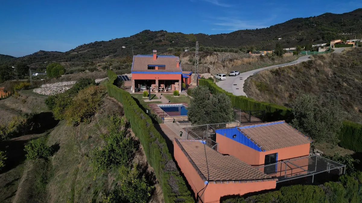 236ebe52-fe11-4440-b19b-e236ed14bd0e