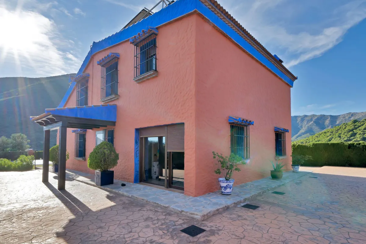 62a07b50-476a-46fd-81cb-b093579858ee