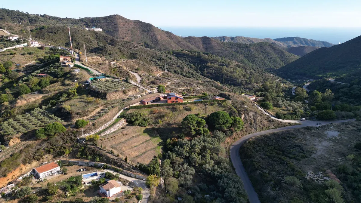 9e5d005d-919f-4fdc-99b0-928b0a50e5e9