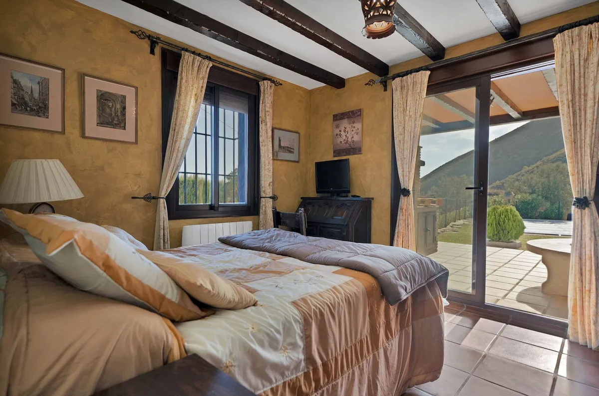 a8f3aab4-117b-42c2-9ea0-1360fa4f6157