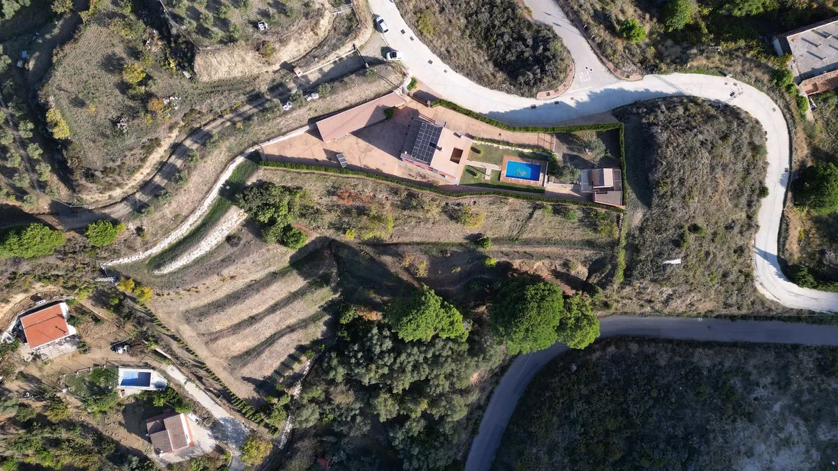 abaf6cda-344b-45e7-933d-1c7d500ef444