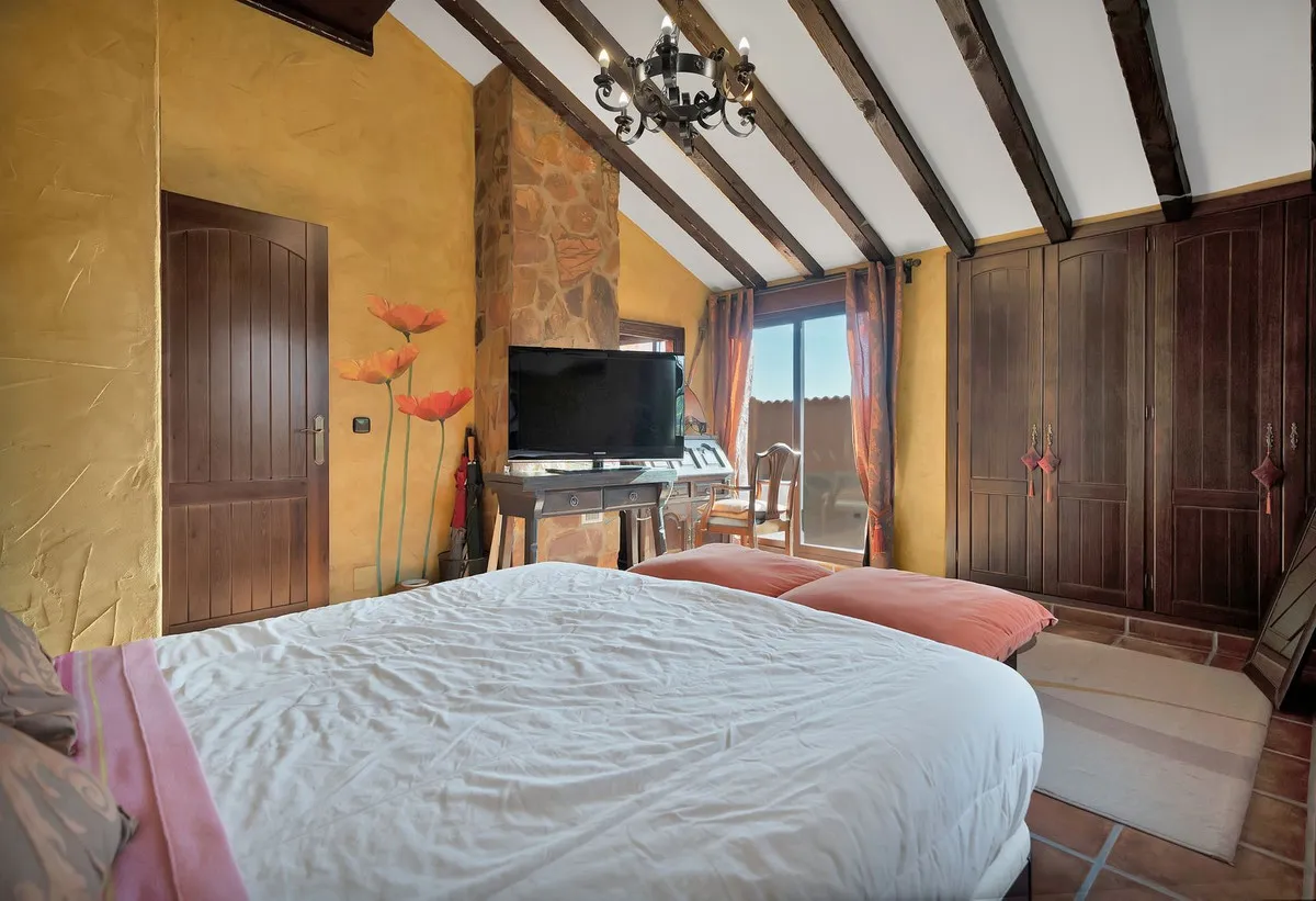 c417ad4d-e5f1-4ae8-a640-6a2edb48479c