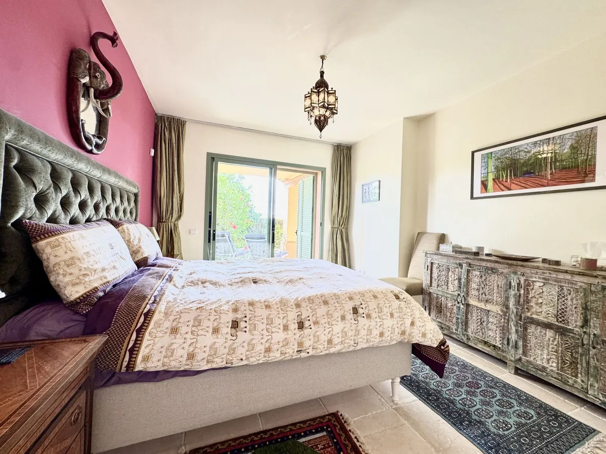 060aa873-5383-43d2-98e2-34a644e31612