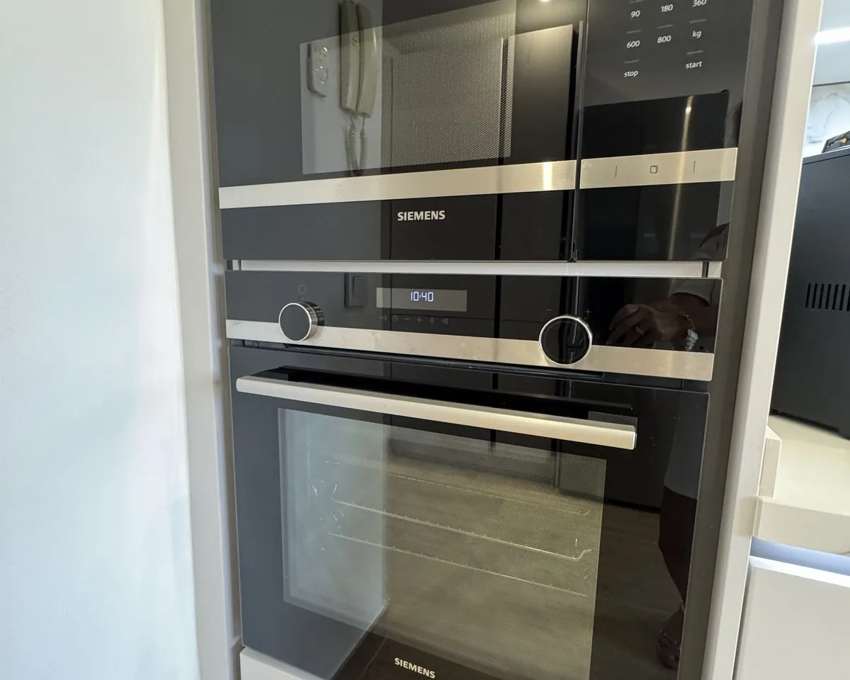 12975a0d-f084-4e21-b2ac-f340e23b2f8f