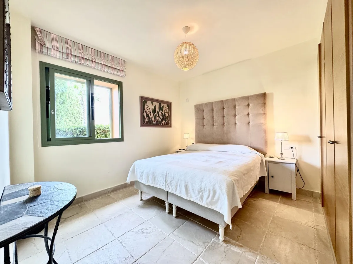 f590e9a0-26f0-4f49-8d5f-650cc32f0448