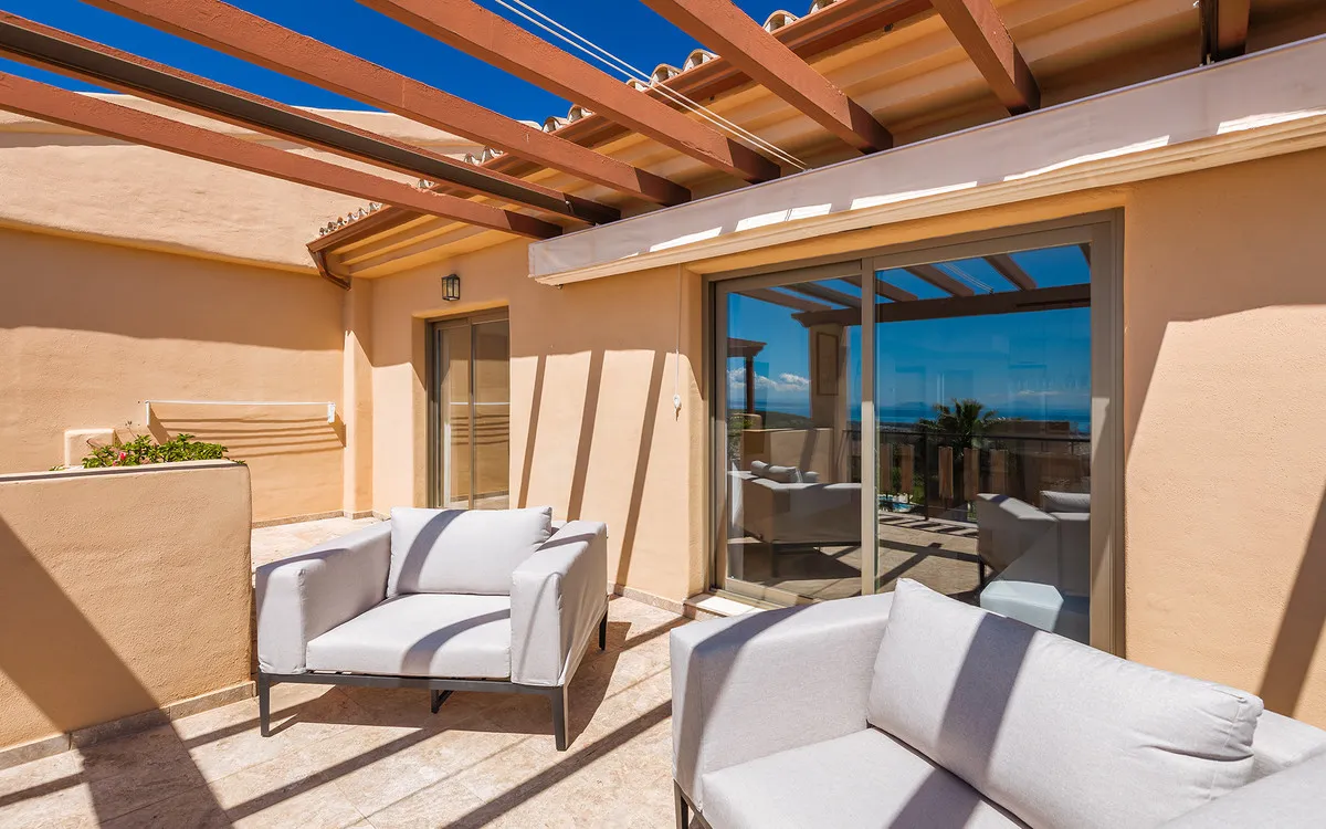 955bc16c-d23b-481b-a97a-2683967b1e92