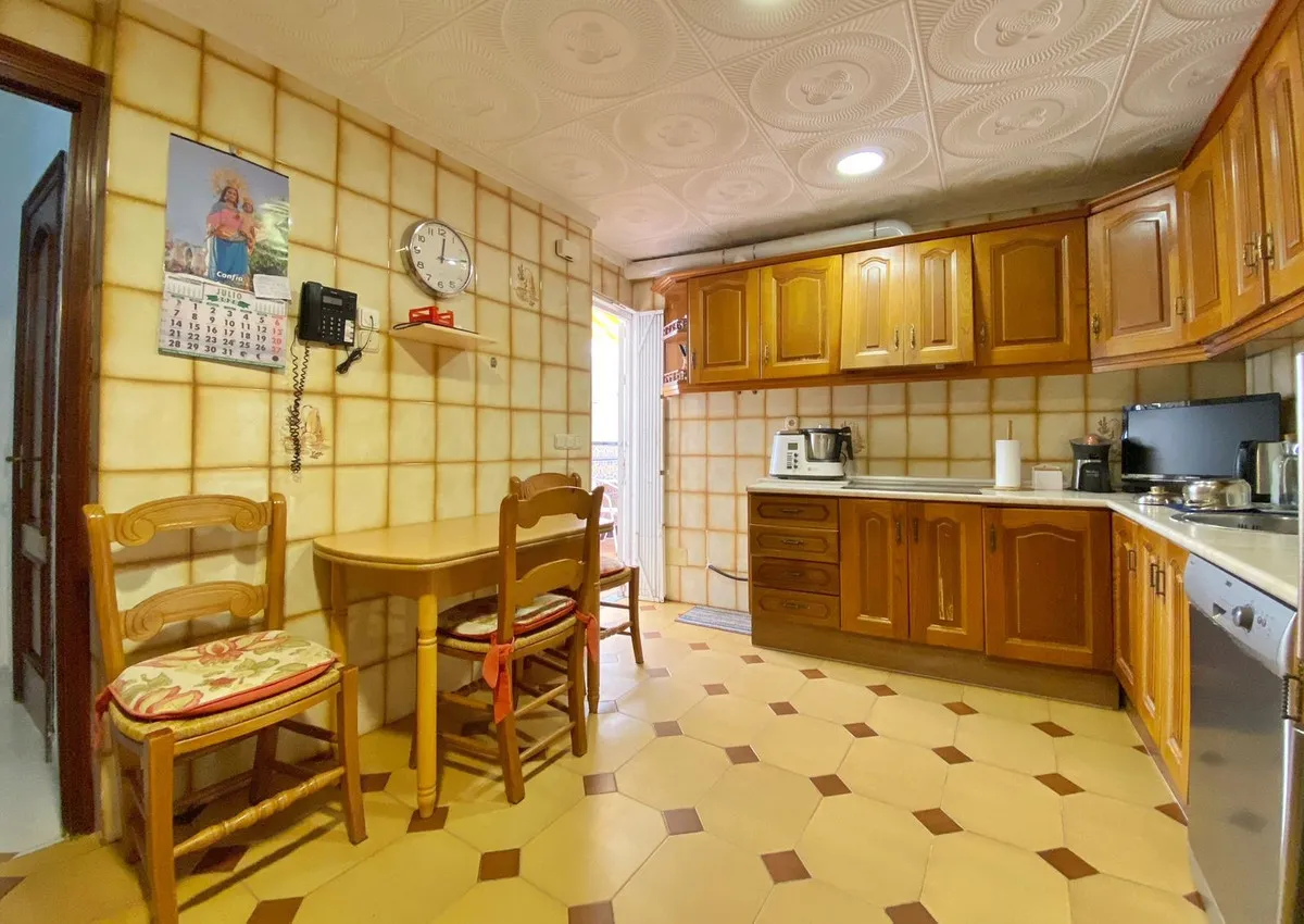 545566ed-547c-49ab-8a48-ff72383b9dbf