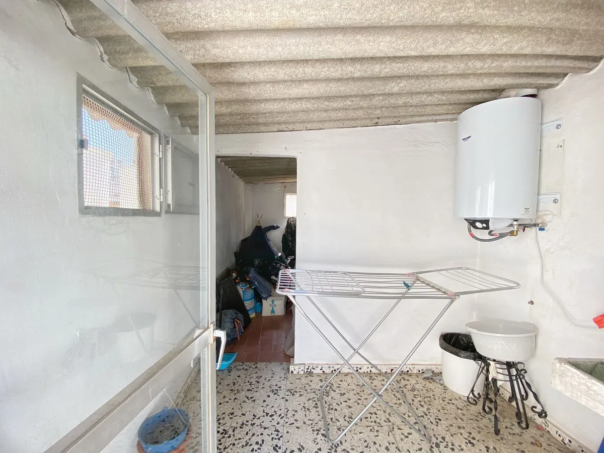 9b356561-2194-440d-b41d-6b3dc250a141