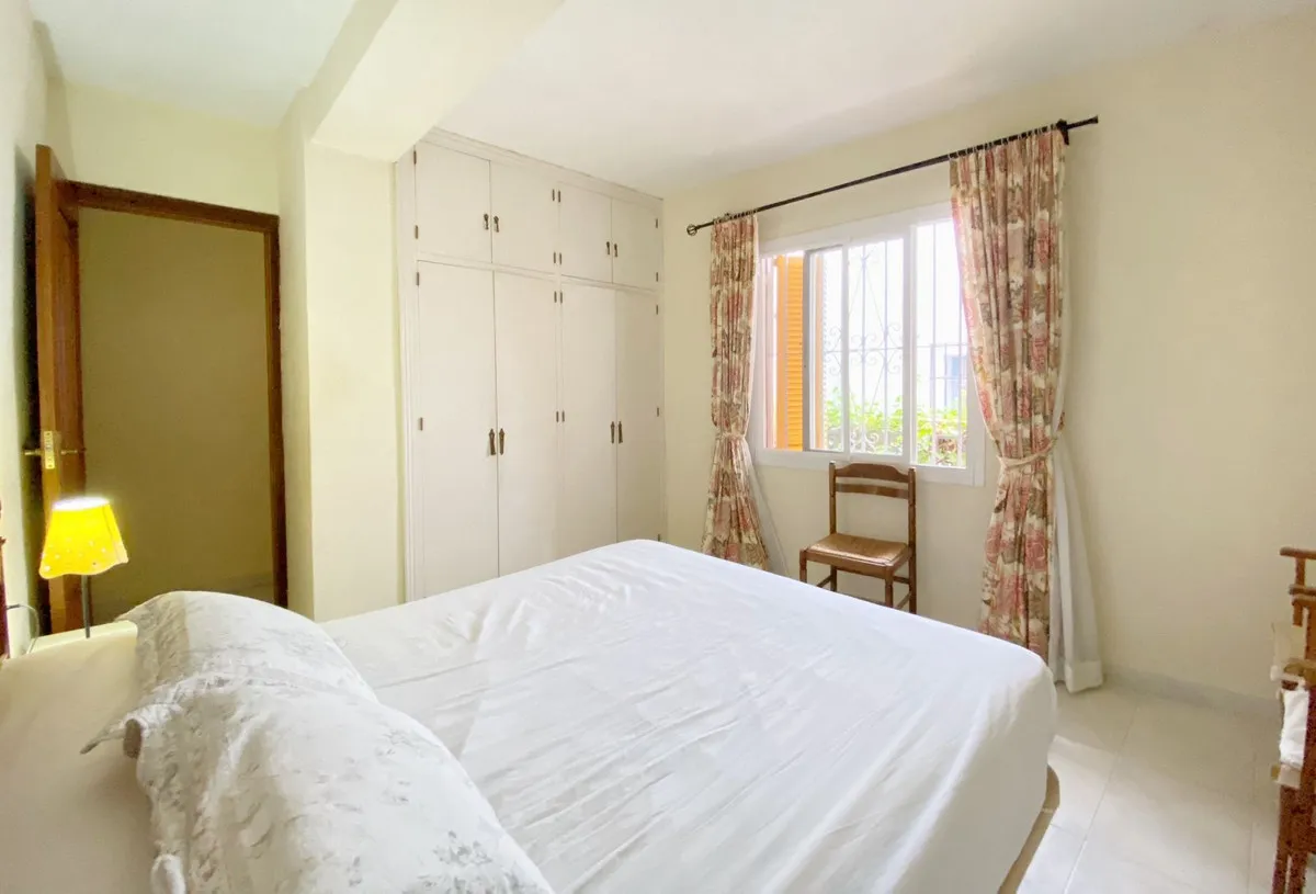 d588e2f2-589b-45e5-952d-948ae88bb305