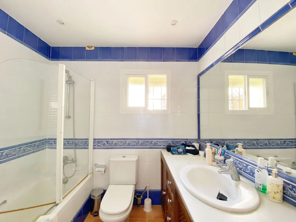 de7caa5f-731a-459c-92b1-93948876d28d