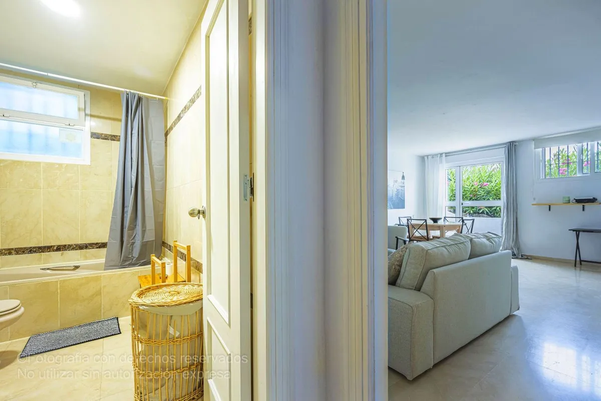 0135502e-8557-453d-8916-114f2dc85503