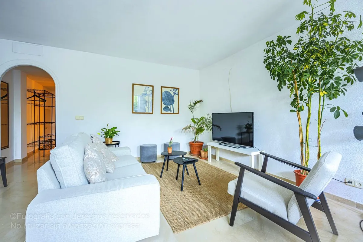 26a04ff5-438c-477d-a163-f9d9afeb2765