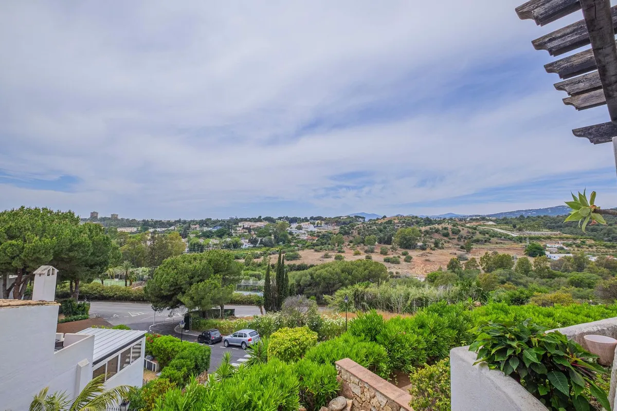 590e08f5-cd64-45f0-9059-c7efeeb5106b