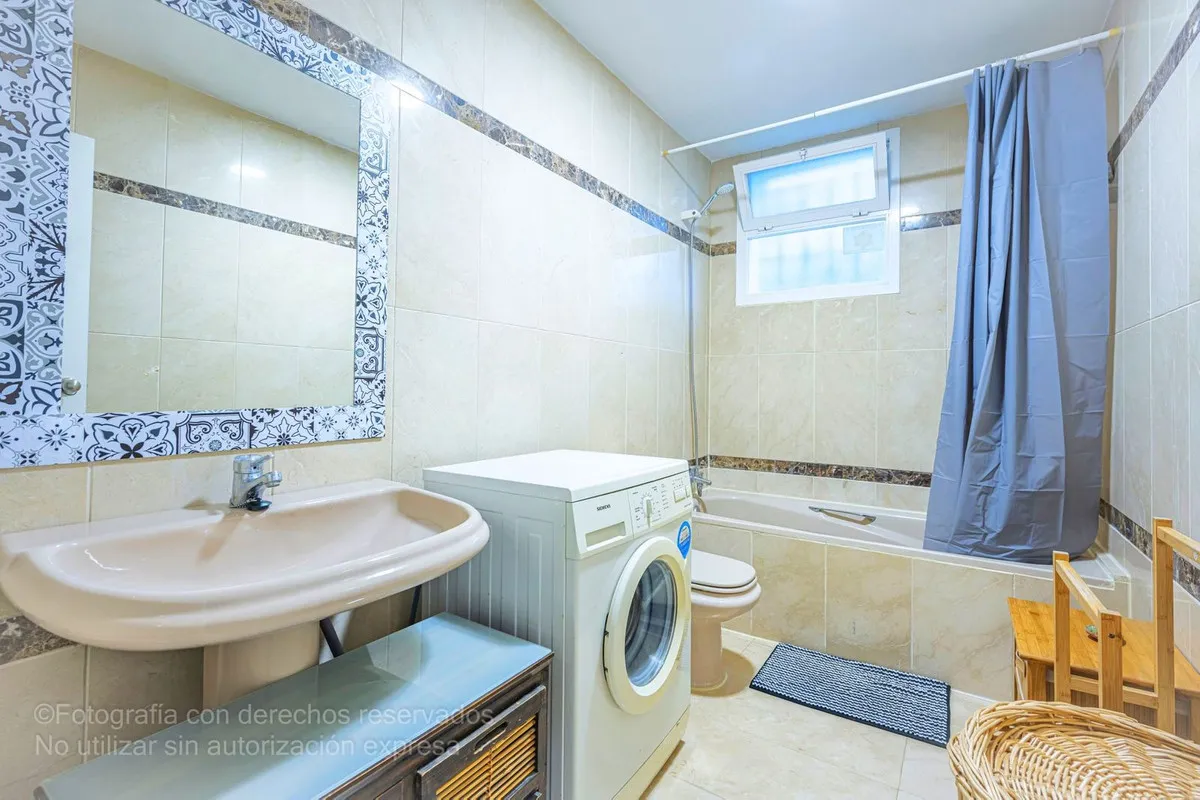 ad5a8d3d-29a4-489c-b714-8c95775cdef3