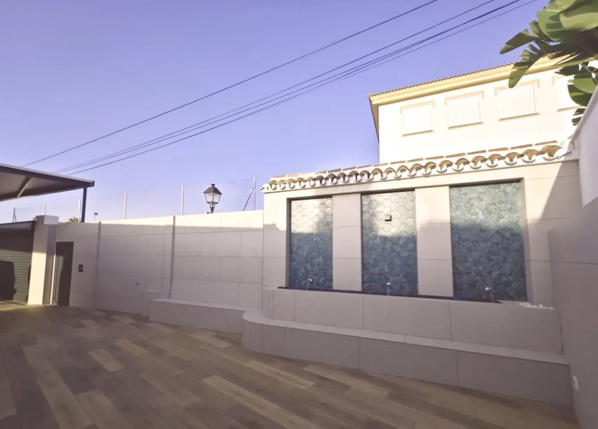 4cee6495-6864-4866-b0f5-11f4a25a4fed