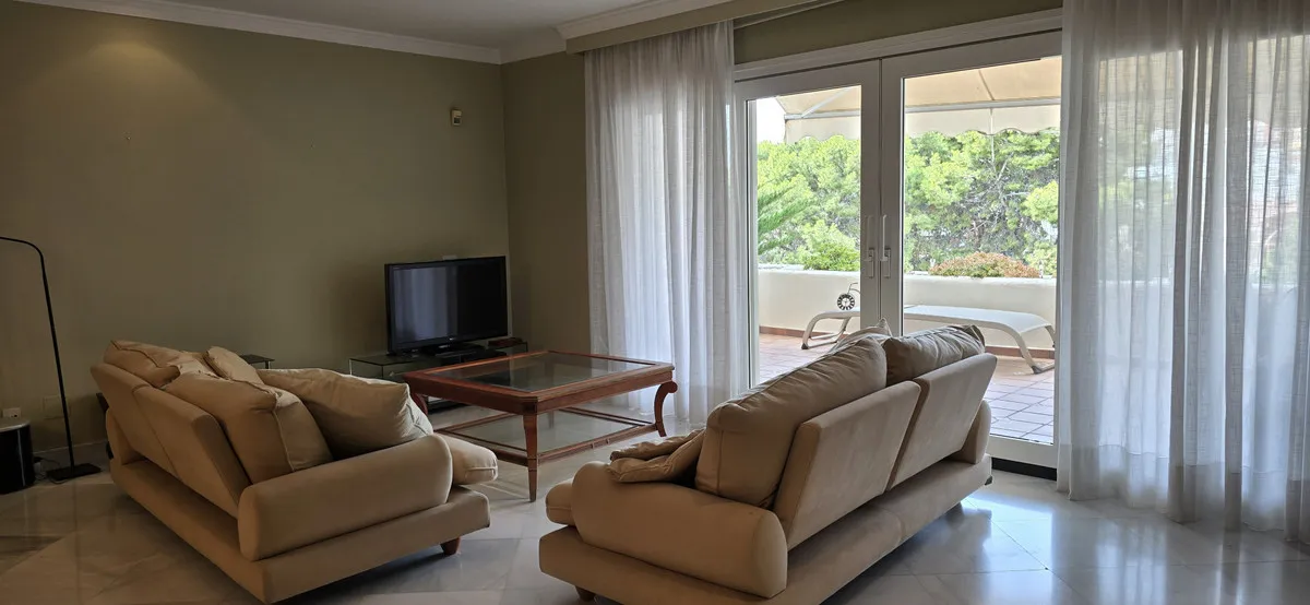 49a6cff2-a27f-49db-bd4f-1a80bba191f3