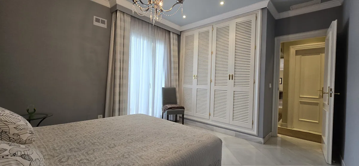 abb7d4ea-0a3b-4936-93cb-6f433a516a2e