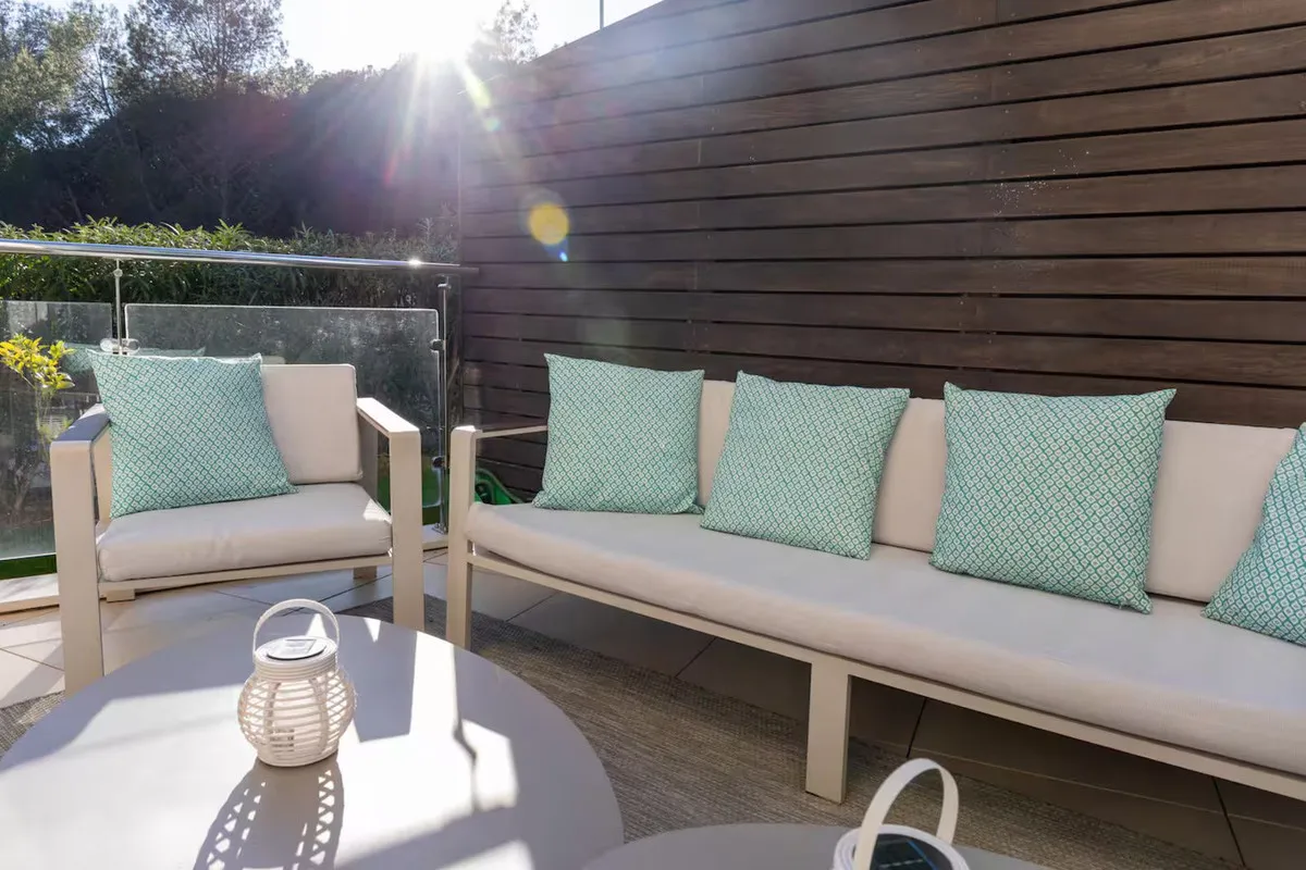 bb043ce7-f5af-41cc-9e11-160091a6ae67