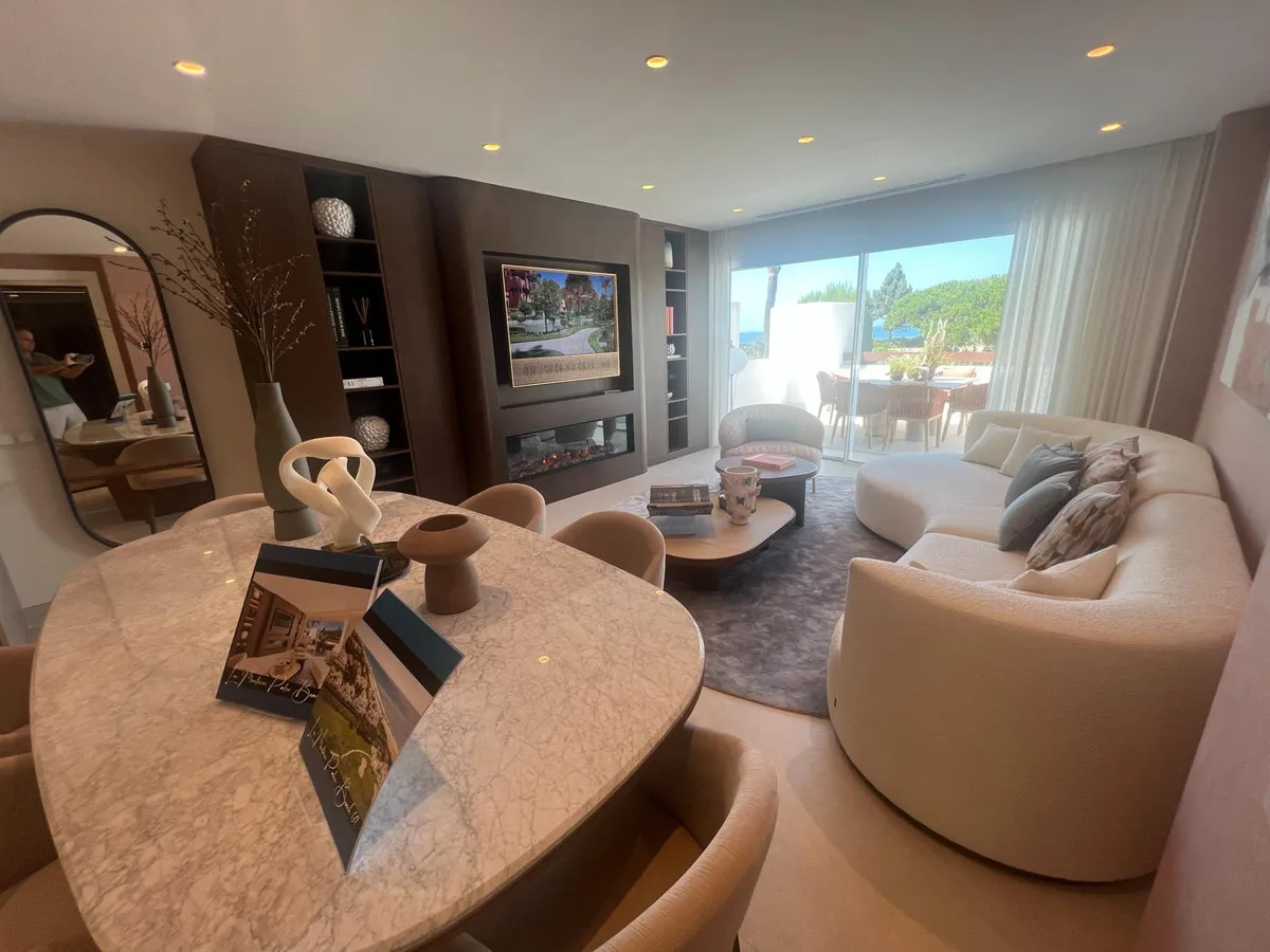 000a4bd8-de17-4eb1-80f2-c6f8c3115ff1