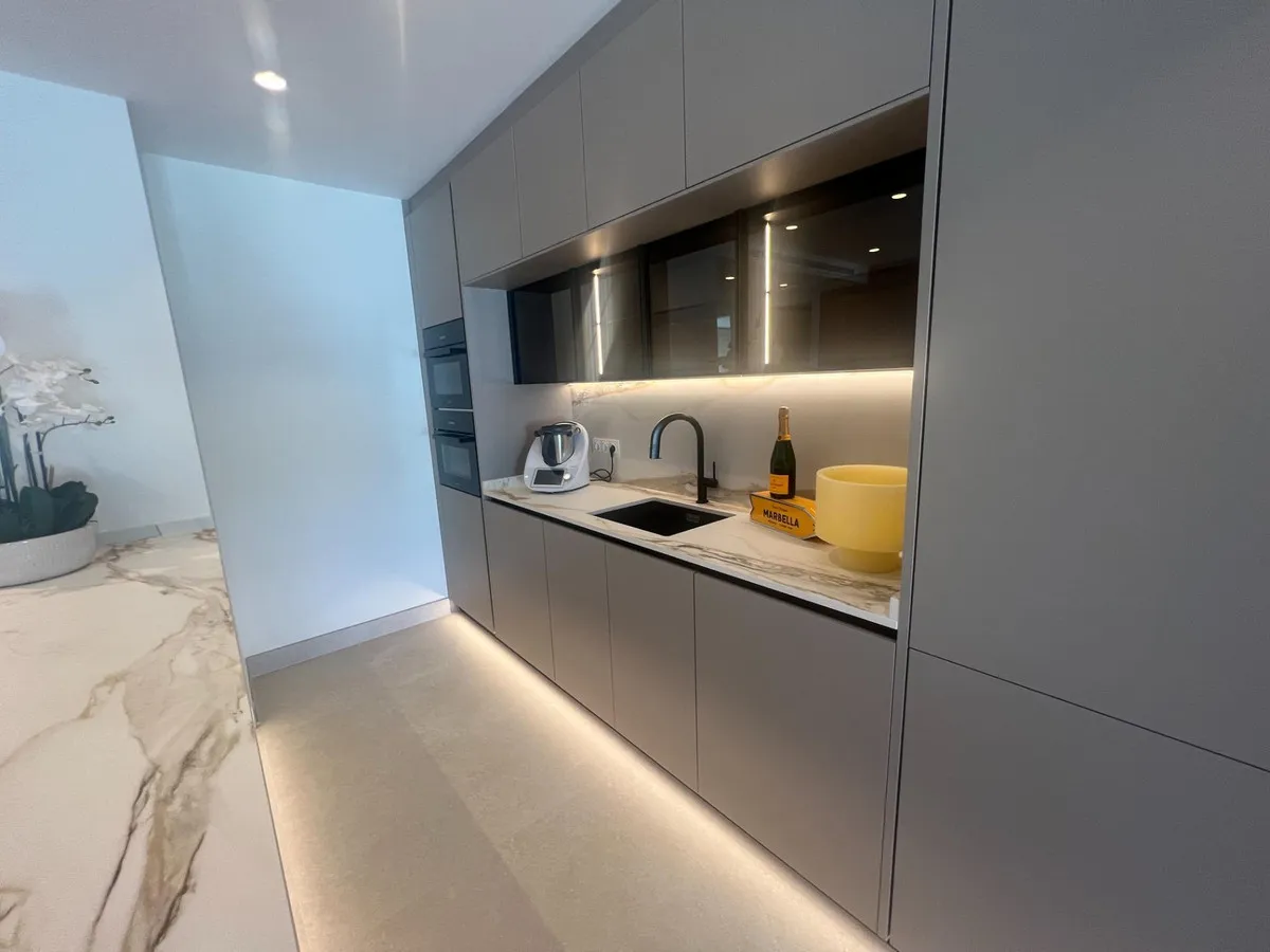 27aa715b-1d4d-4ab8-9a3b-2d5644d53c3e