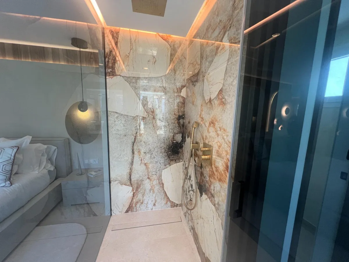 4011bdd8-4b05-486e-9c1a-cbb1430dda5b