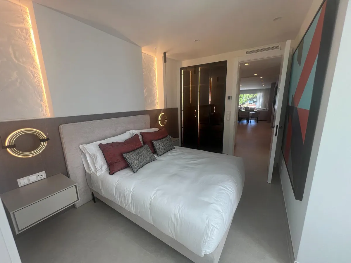 657ab784-638c-4e3c-9880-c37eb1a081eb