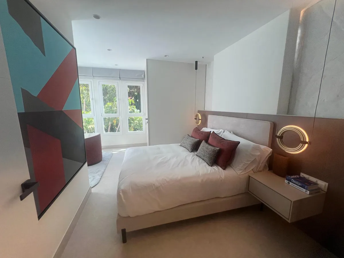 fe1439ef-70a0-4717-be53-6351666115e4