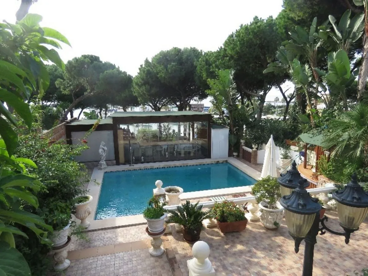 593e9bd7-cb62-4a2f-bf0d-fae8dd24a316