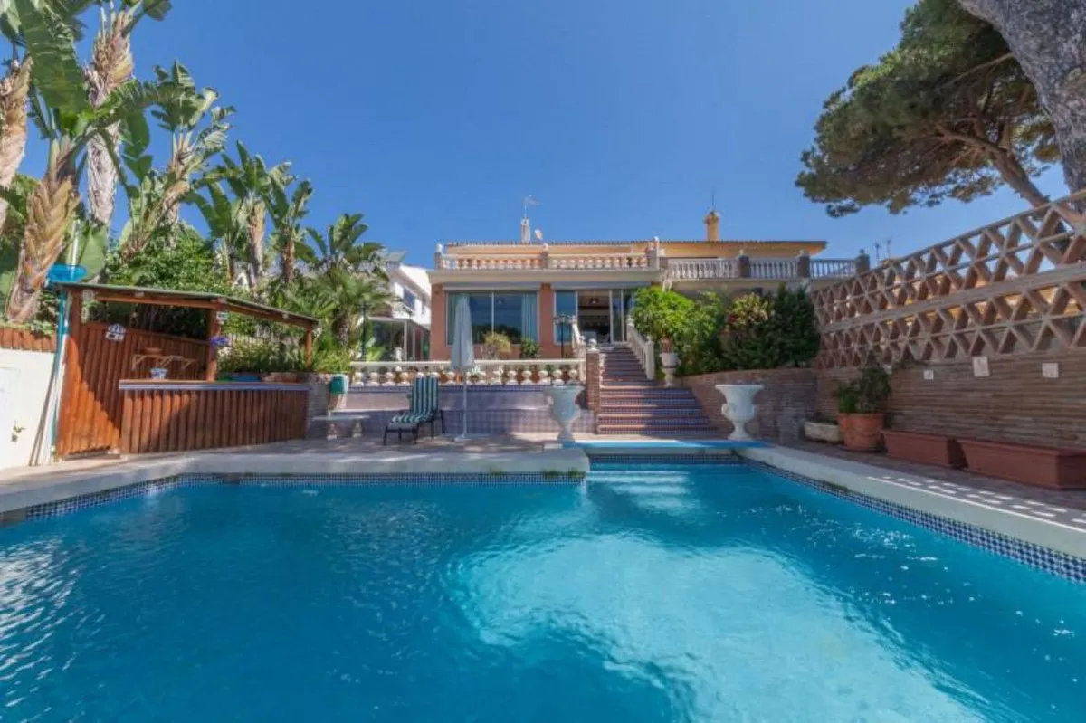 77c94a1f-74f8-46db-a8a0-2cb9da5afcca