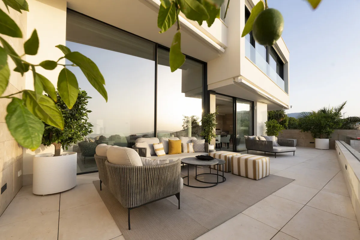 24ddf8b9-728c-48f9-9da1-089b5ed10bb2