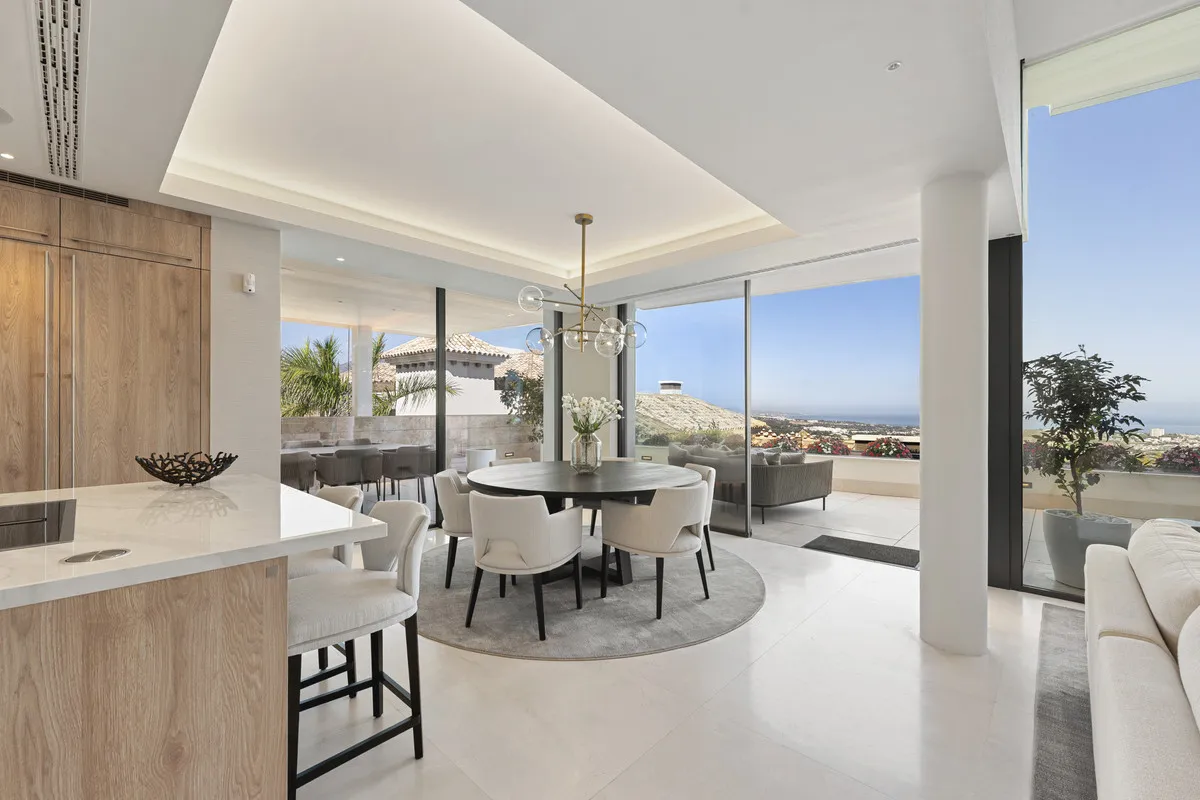 c6328898-7fcf-447d-bbad-e23d6322ab55