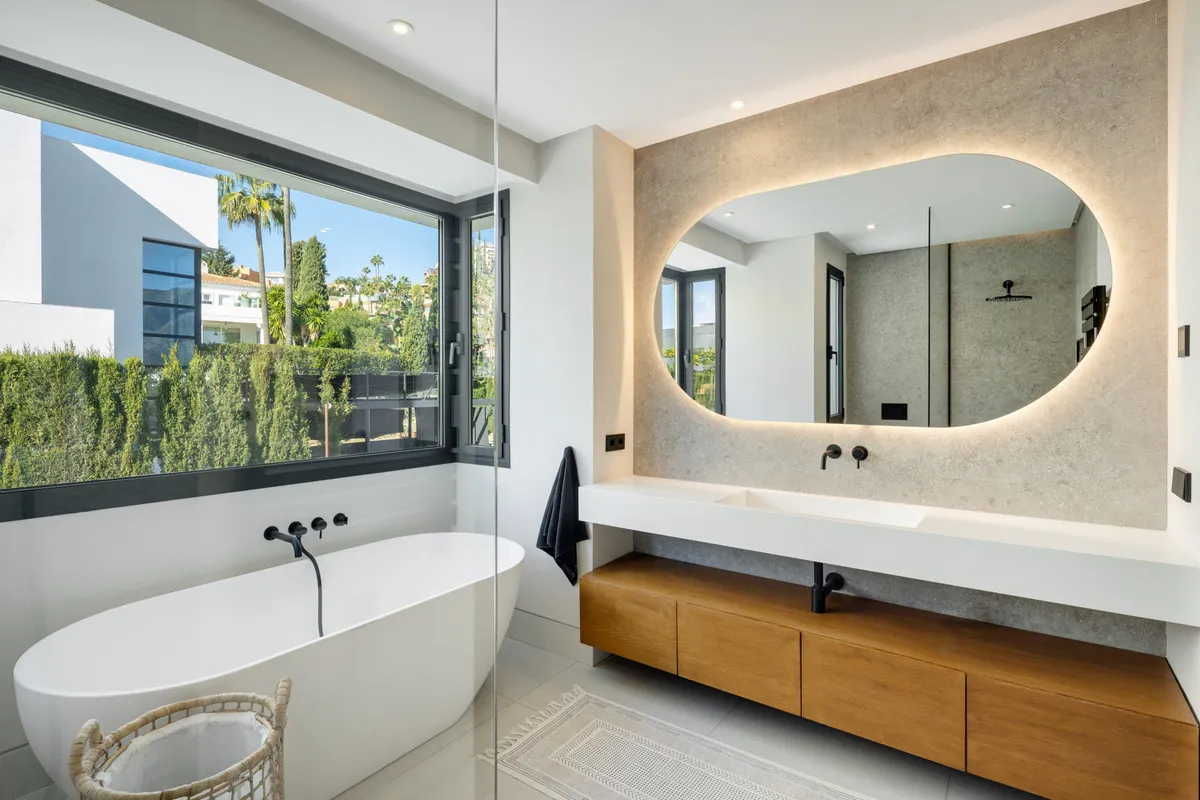 5f247adb-2ddf-46fe-821e-b0eafe8038ba