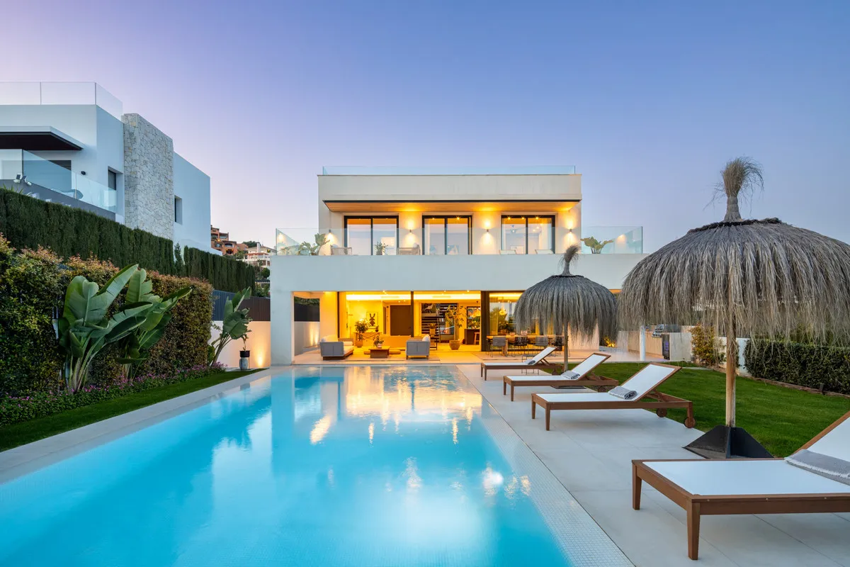 b8b841b5-99cb-45d0-9a76-e8696226c175