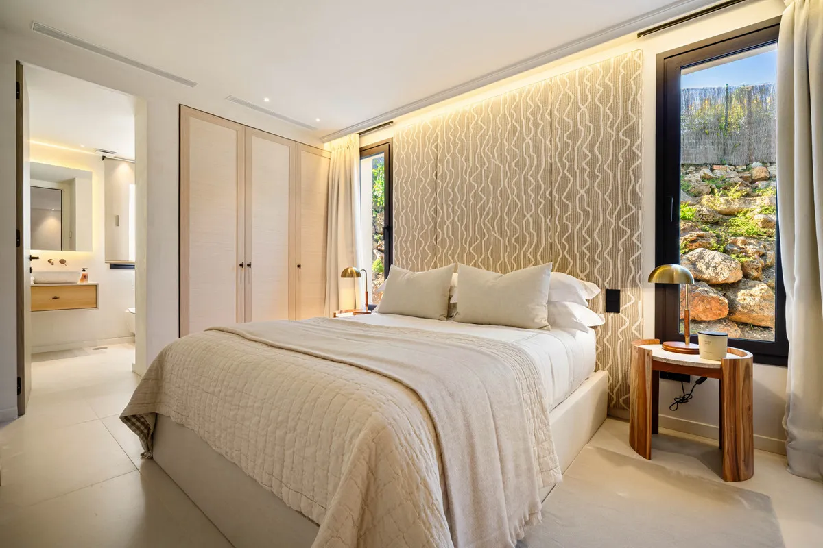 3143b0ba-6adc-4bdd-9ec5-84184fae5b3a