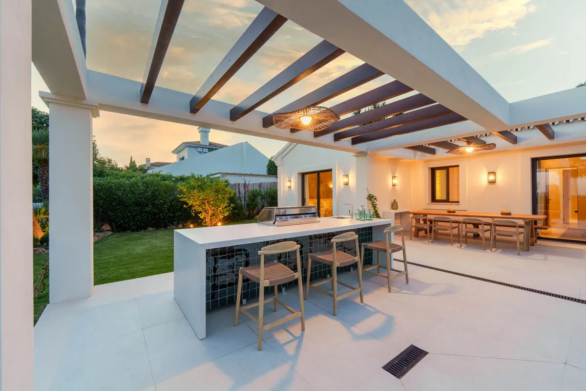 9431ec2e-1b9c-406d-8e75-0ce5bce49668