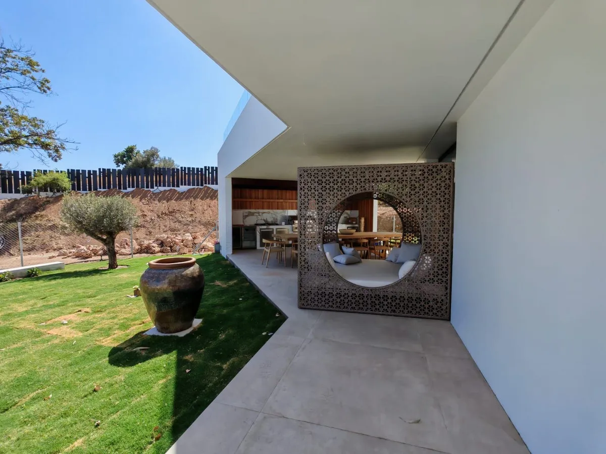 f691e8be-4371-4078-afe6-a41c9ef97e7a