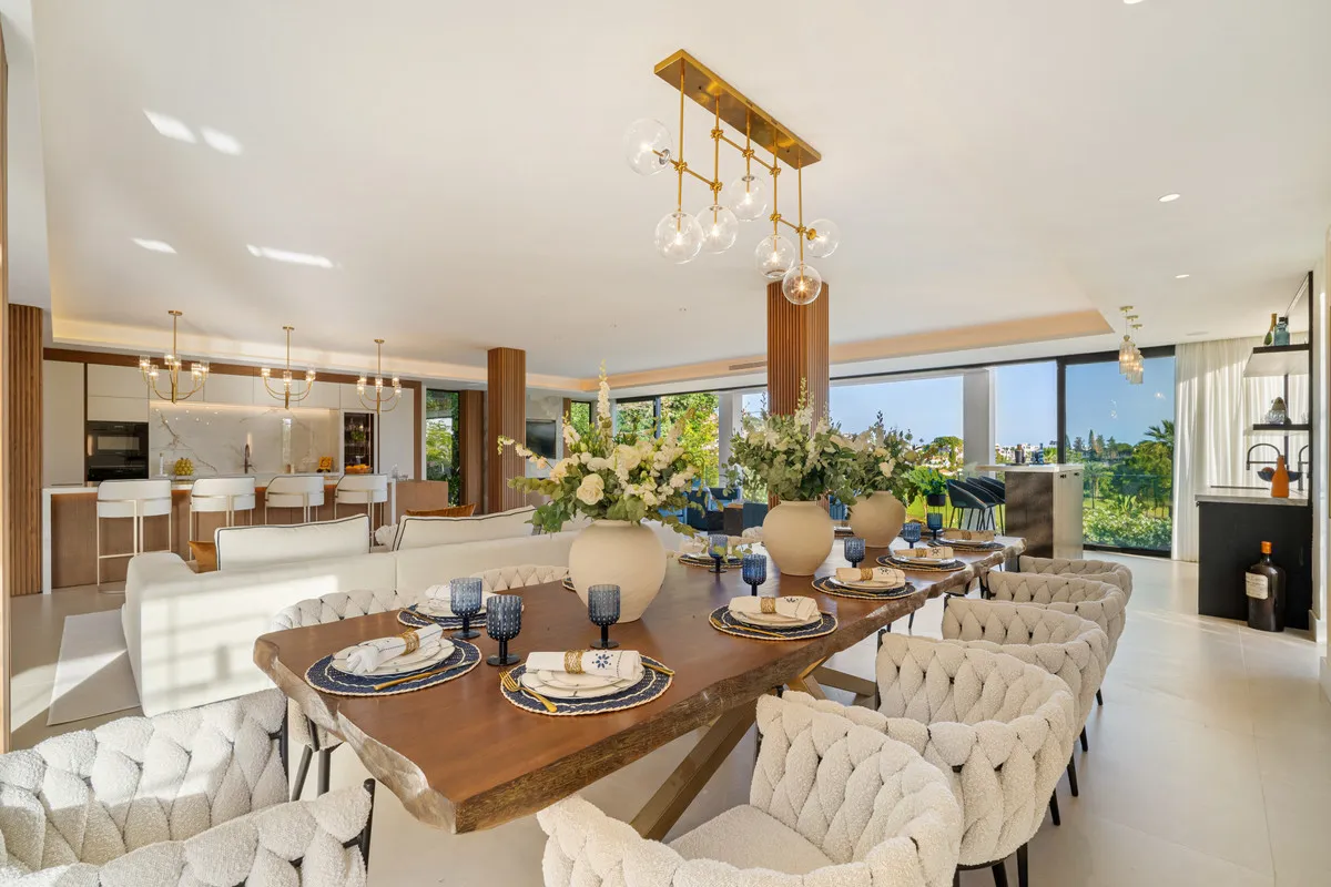 2405962c-0e5d-4f2b-8fb4-ae6311f8db0c