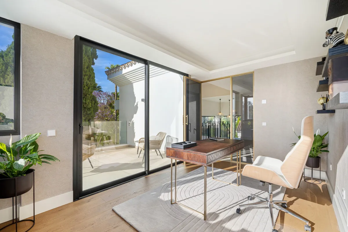 87304377-dec8-4284-b1a1-cb377e49ab41