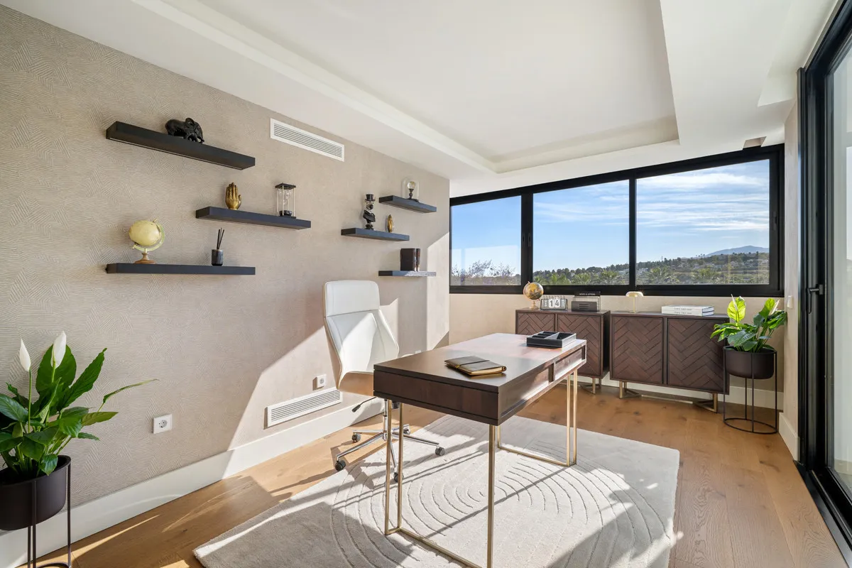 a4cb824f-e5ac-4a21-bebe-578d8c492faf