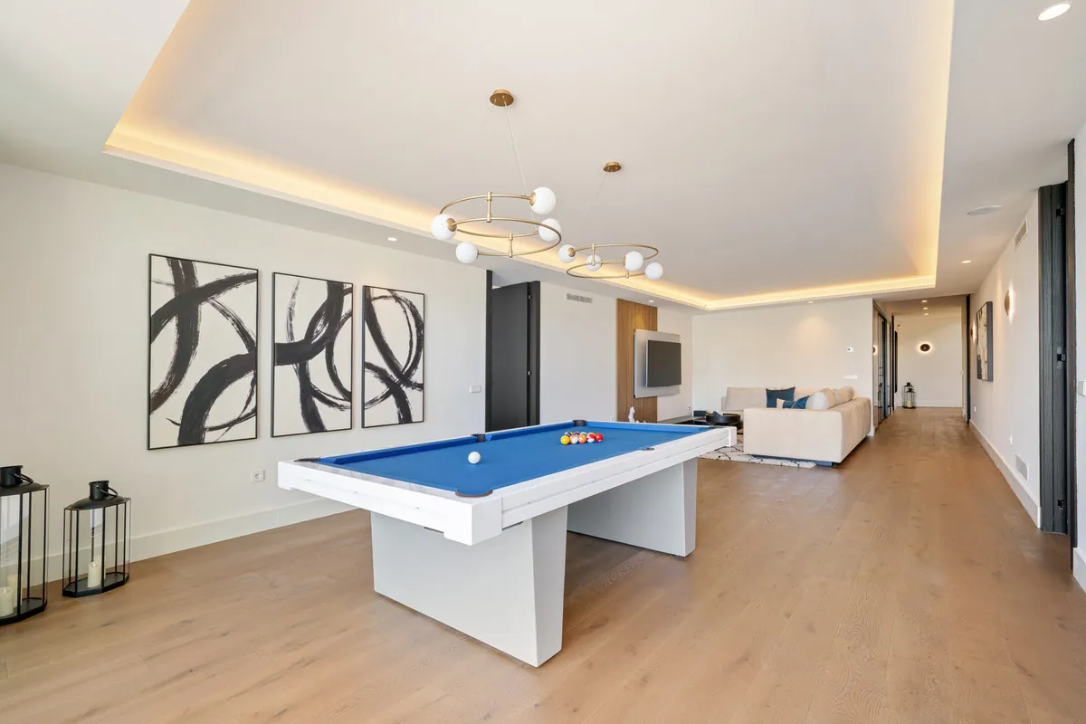 ad9b4157-8634-4aa7-ba3e-0c59b3f4cb63