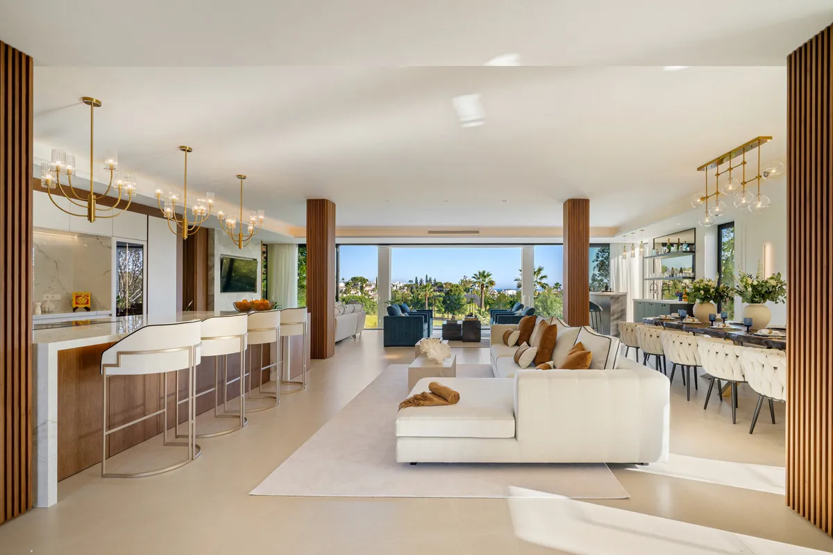 bced606d-2af7-4318-993c-0a0502a31b99