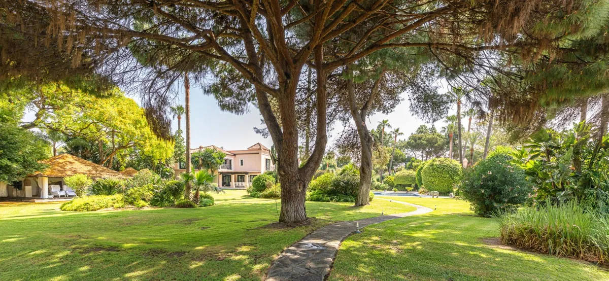 4af5bdab-6cb3-4bf9-a727-960a161cc0e6