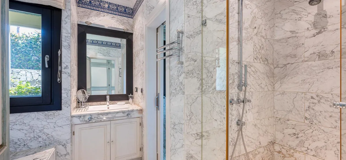 9907cb23-a4f0-40f4-aaab-f7e8e05ba1c8