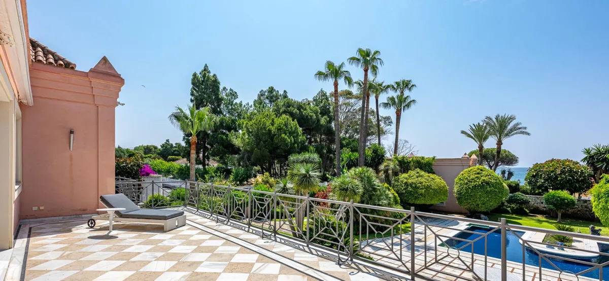 dbc9bdd9-bd0e-4d2c-9bf4-36ac0b99ad27