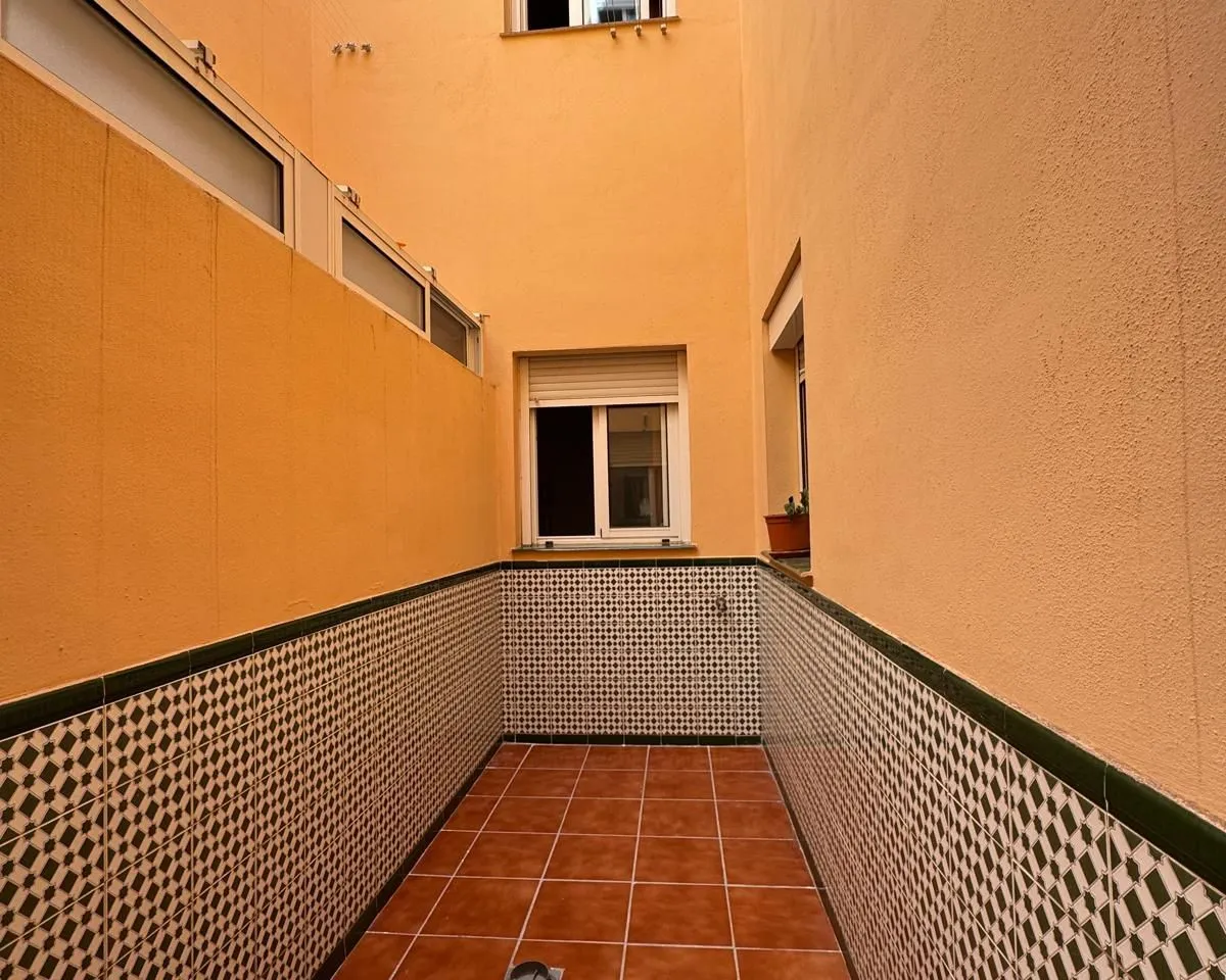 1d05479e-95f4-42a7-a44a-1a239809b536